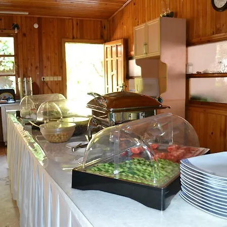 Doga Lodge *